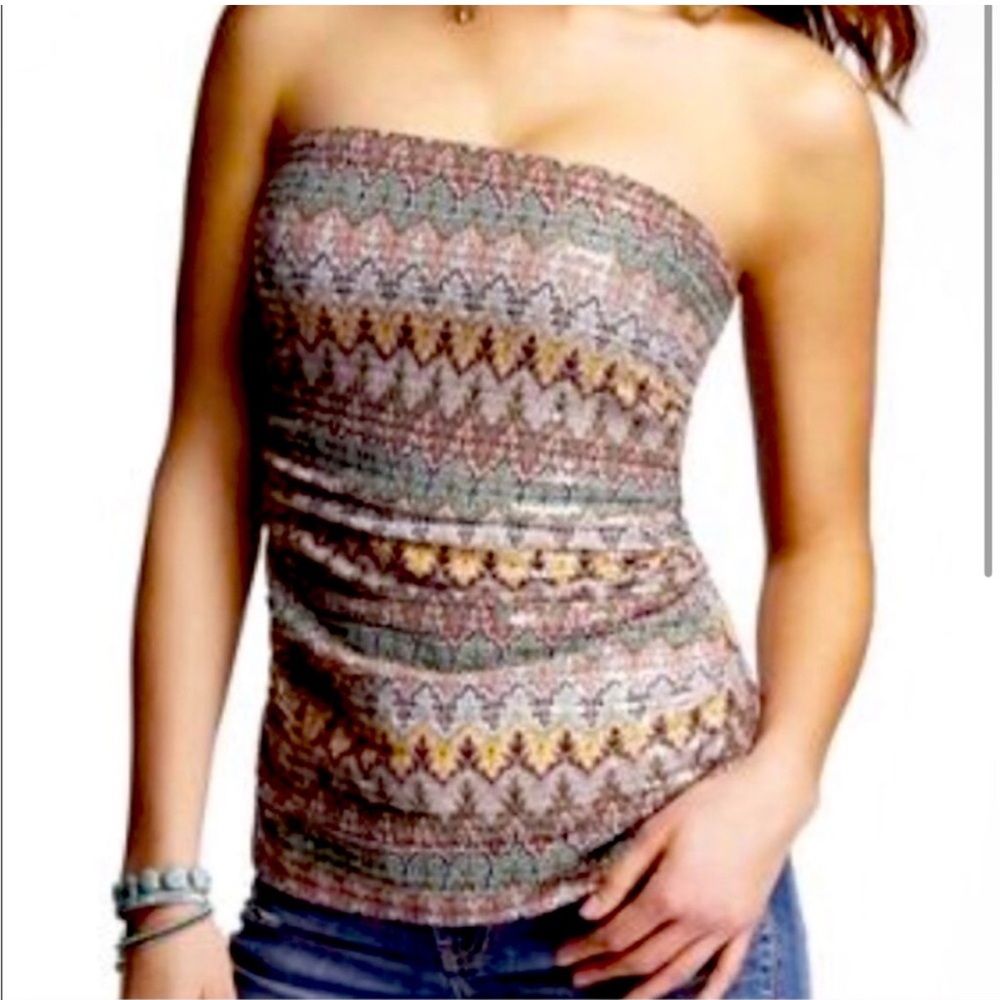 Express Zigzag Patterned Strapless Tube Top